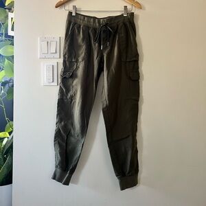 Aritzia Olive Cargo Joggers